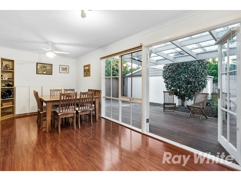 27 Murdoch Avenue, Mulgrave VIC 3170