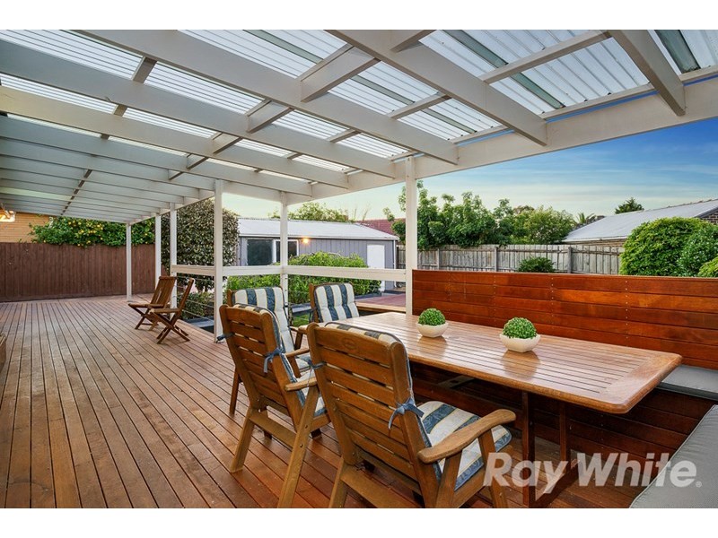 27 Murdoch Avenue, Mulgrave VIC 3170