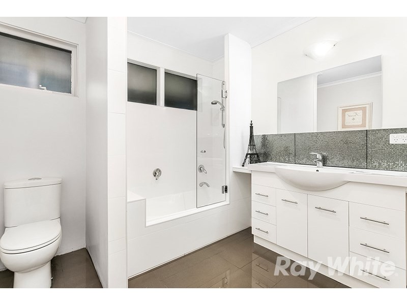 44 King Arthur Drive, Glen Waverley VIC 3150