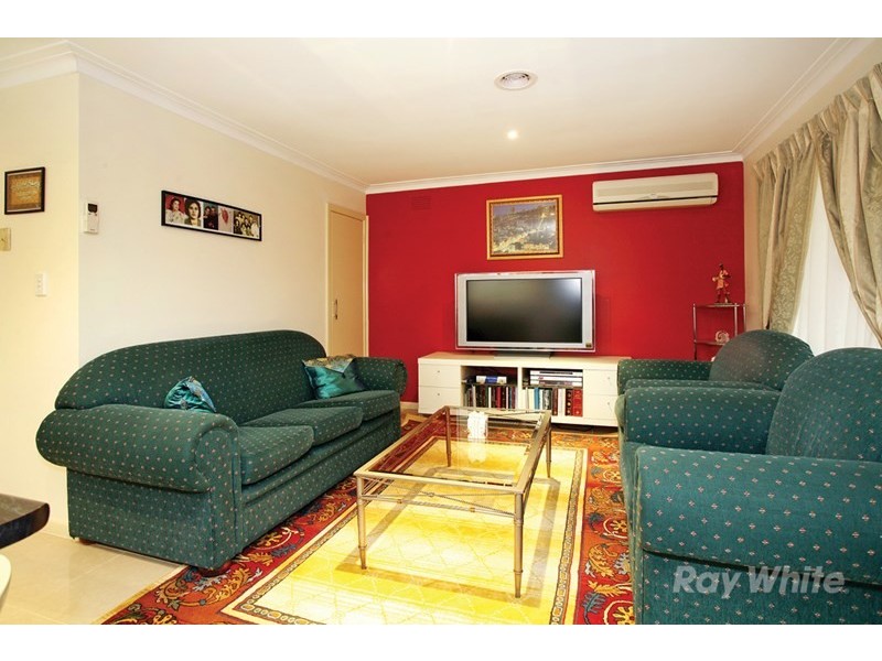 15 Lennox Avenue, Glen Waverley VIC 3150