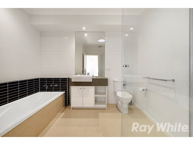 34 Botanic Drive, Clayton South VIC 3169