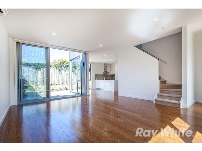 8/17-19 Renown Street, Burwood VIC 3125