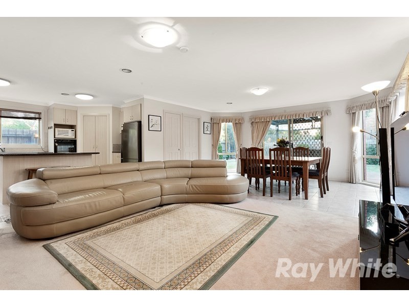 35 Knightsbridge Avenue, Nunawading VIC 3131