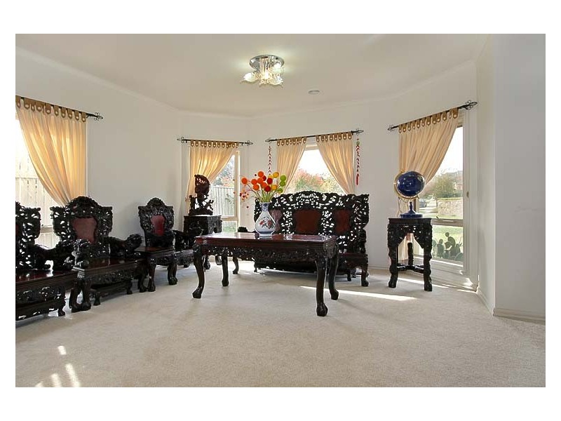 15 Montvale Mews, Mount Waverley VIC 3149