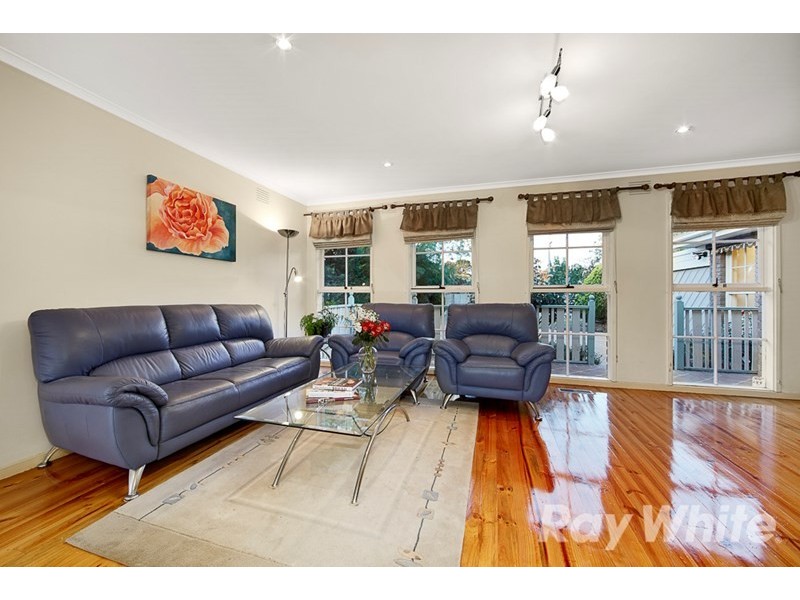 135 Capital Avenue, Glen Waverley VIC 3150