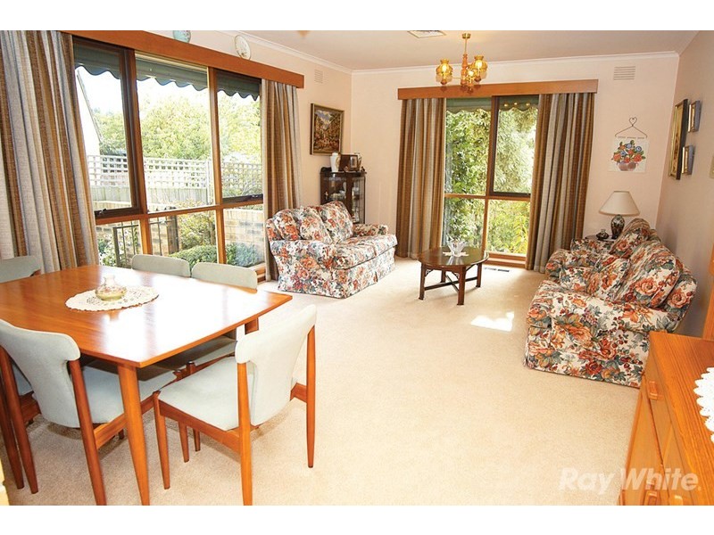 4 Regal Court, Glen Waverley VIC 3150
