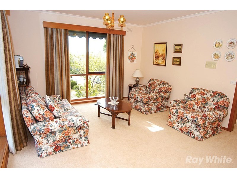 4 Regal Court, Glen Waverley VIC 3150