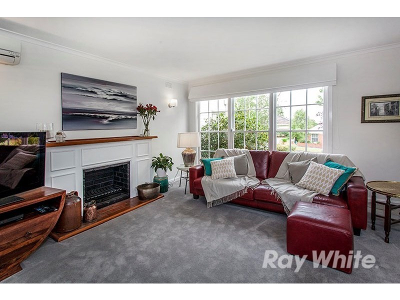 6 Gracehill Avenue, Burwood VIC 3125