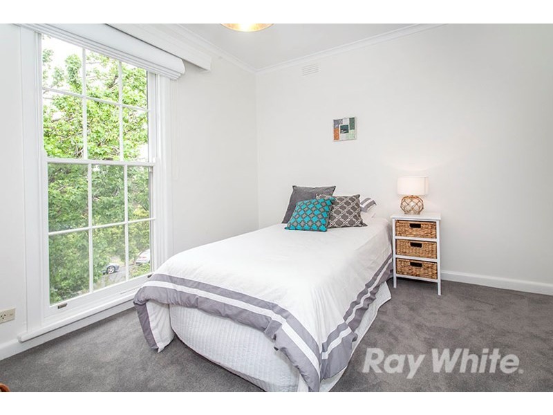 6 Gracehill Avenue, Burwood VIC 3125