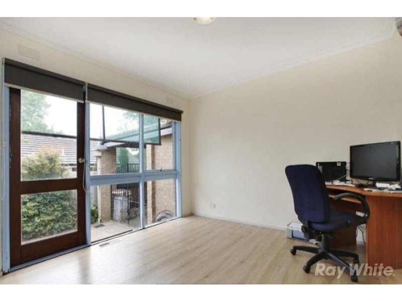 6 West Court, Glen Waverley VIC 3150