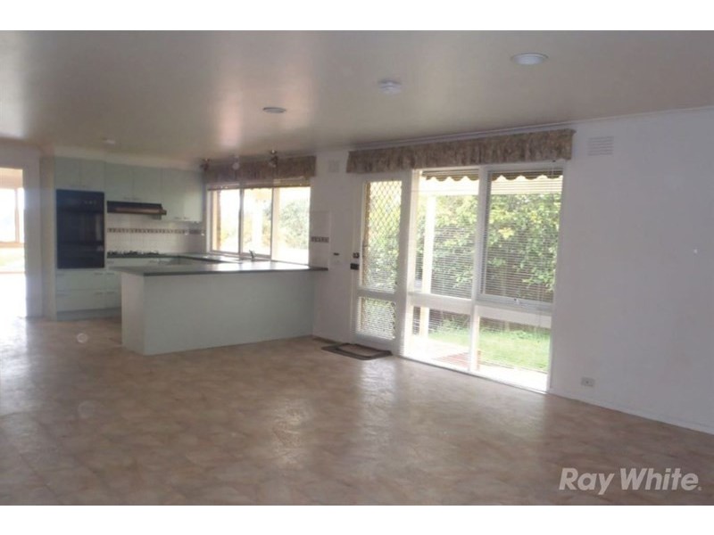 31 Atheldene Drive, Glen Waverley VIC 3150