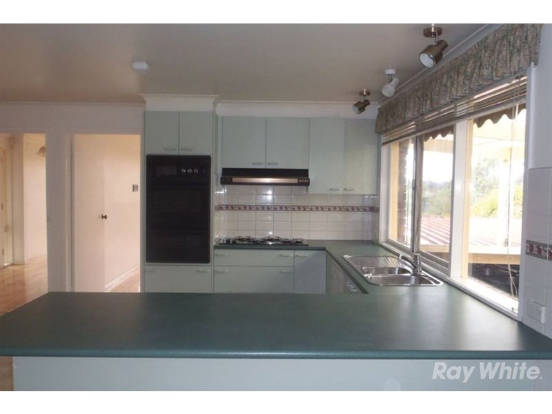 31 Atheldene Drive, Glen Waverley VIC 3150