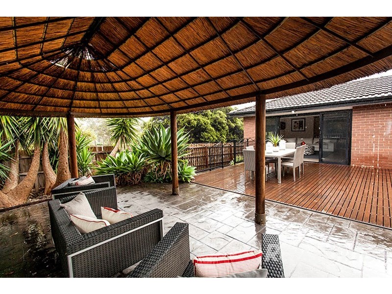 40 Phoenix Drive, Wheelers Hill VIC 3150