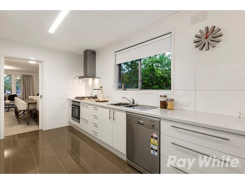 3 Tiverton Drive, Mulgrave VIC 3170