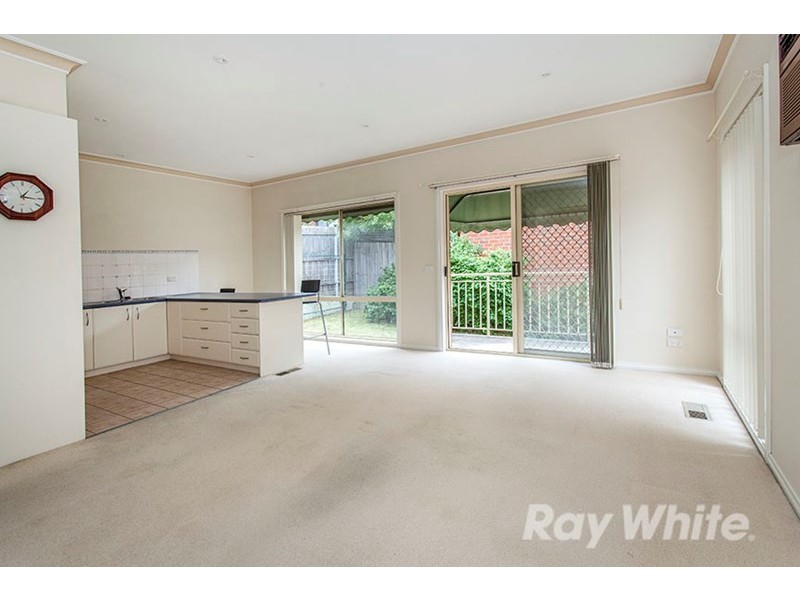 1/15 Finch Street, Notting Hill VIC 3168