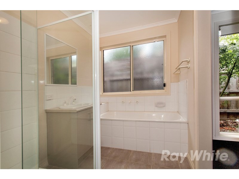 3/3 Garrison Grove, Wantirna VIC 3152