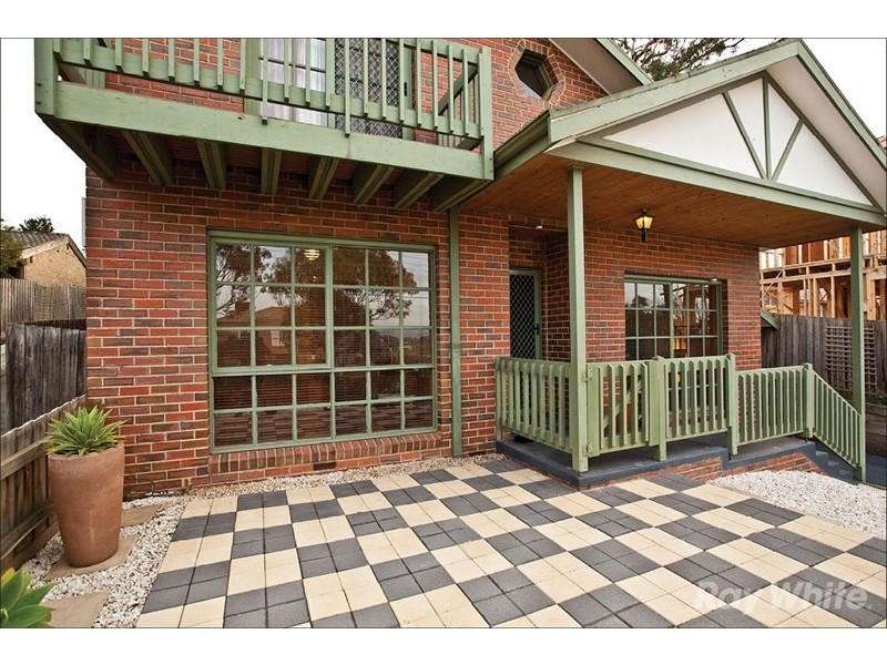 1/1 Rolls Court, Glen Waverley VIC 3150