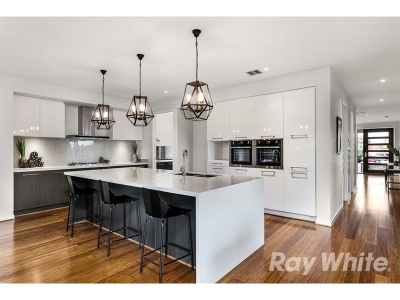 6 Balfour Court, Glen Waverley VIC 3150