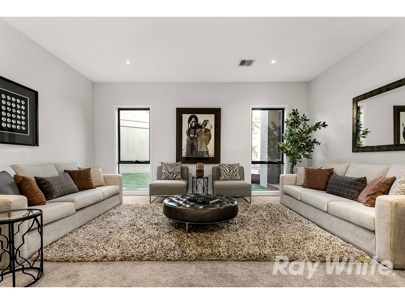 6 Balfour Court, Glen Waverley VIC 3150