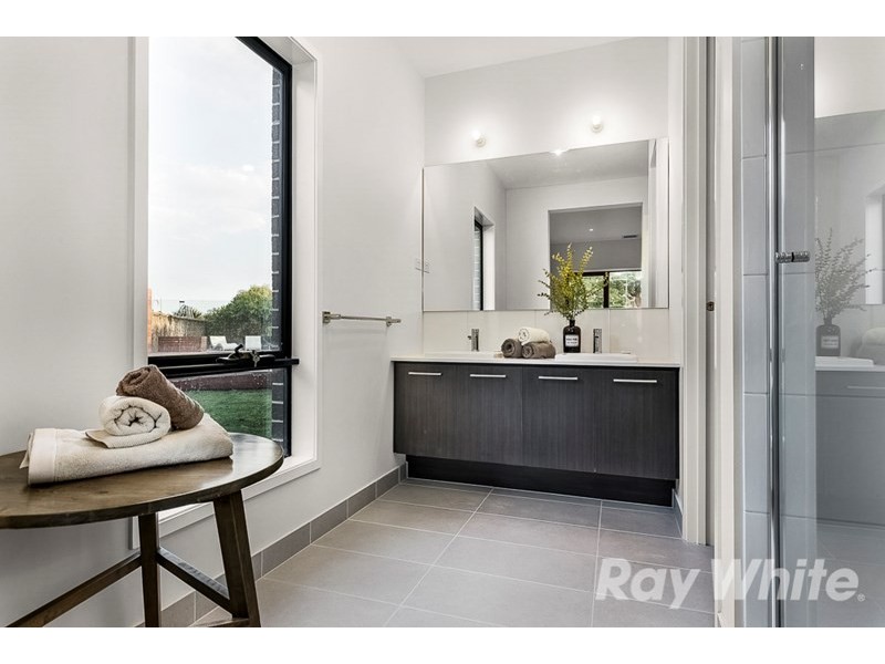 6 Balfour Court, Glen Waverley VIC 3150