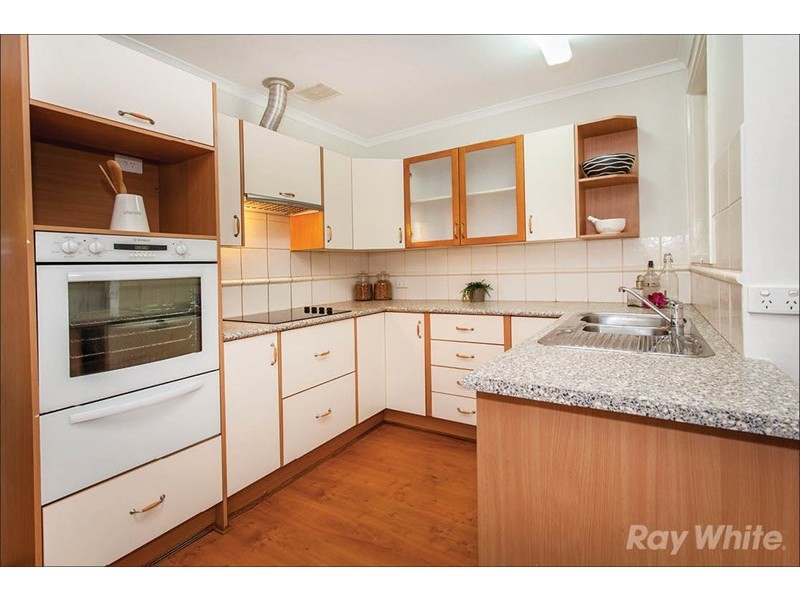 11 Chancellor Drive, Wheelers Hill VIC 3150