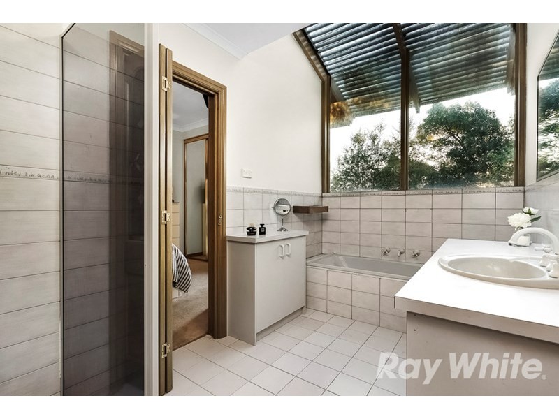 71 Timbertop Drive, Rowville VIC 3178