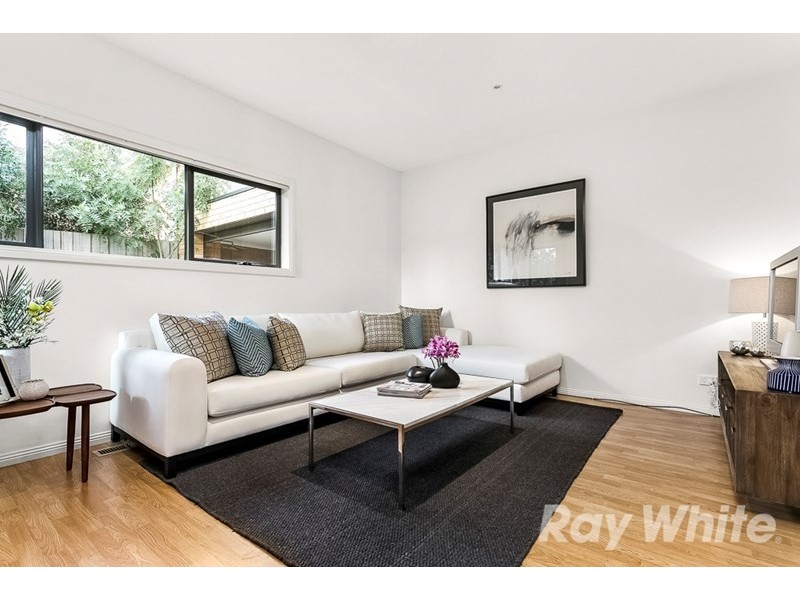 2/10 Leonard Street, Ashwood VIC 3147