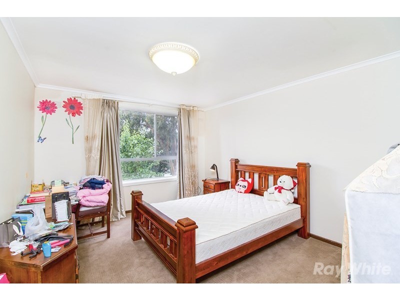 212 Brandon Park Drive, Wheelers Hill VIC 3150