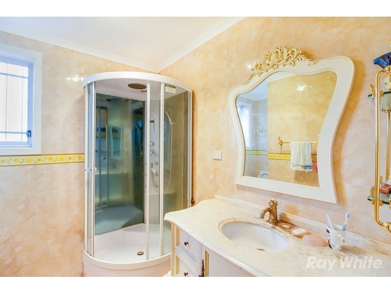 212 Brandon Park Drive, Wheelers Hill VIC 3150