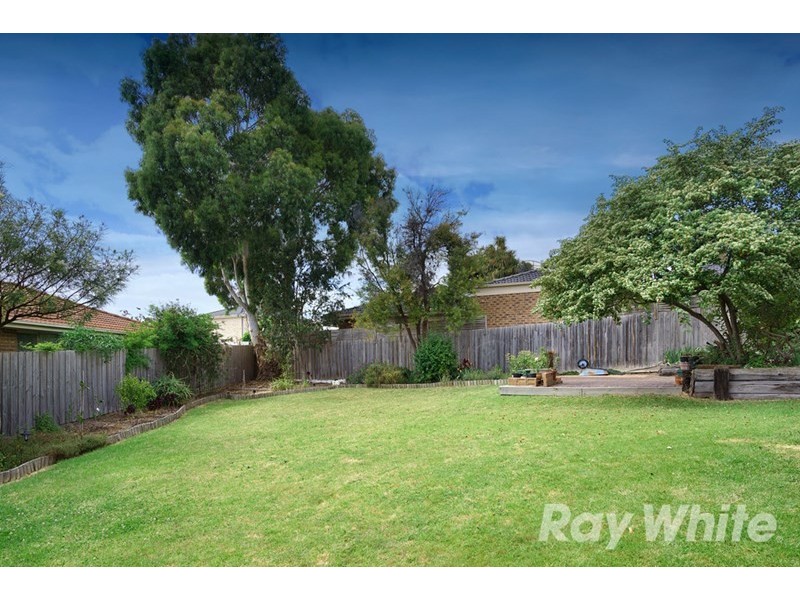 2 Durward Avenue, Glen Waverley VIC 3150
