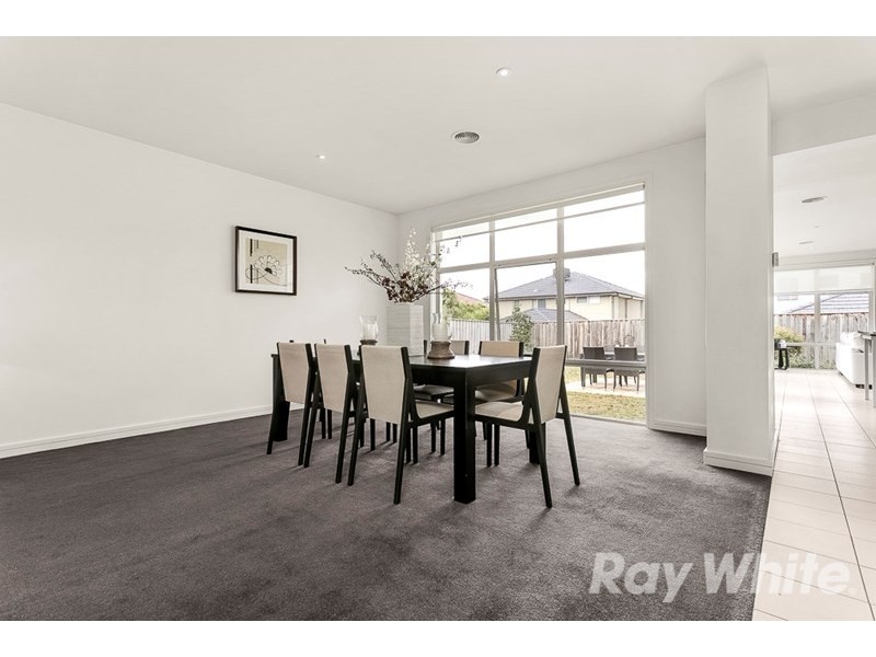 7 Suffolk Grove, Mulgrave VIC 3170