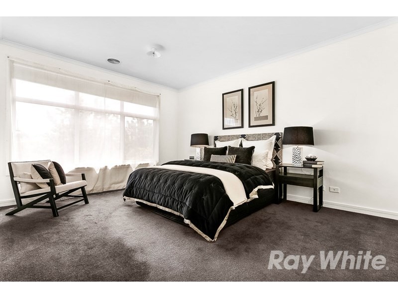 7 Suffolk Grove, Mulgrave VIC 3170