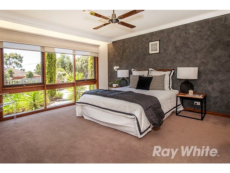 4 Kimberley Court, Mount Waverley VIC 3149