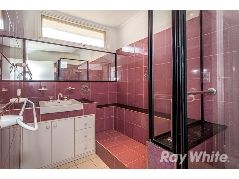 6 Palm Beach Crescent, Mount Waverley VIC 3149