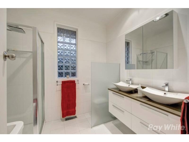 32 Mountain Ash Avenue, Ashwood VIC 3147