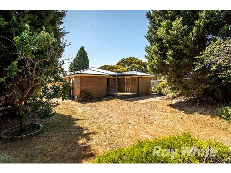 26 Chancellor Drive, Wheelers Hill VIC 3150