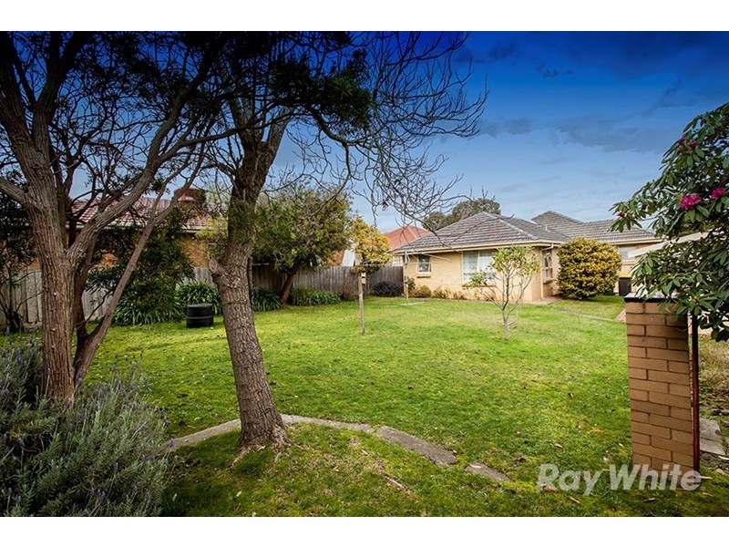 31 Bizley Street, Mount Waverley VIC 3149