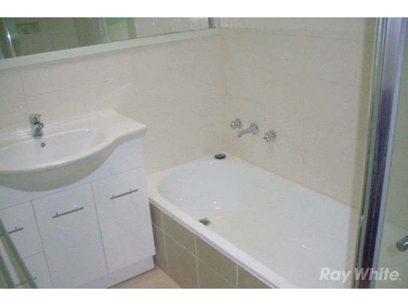 10 Chatswood Close, Glen Waverley VIC 3150