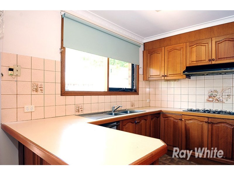 2/24 Fairhills Parade, Glen Waverley VIC 3150