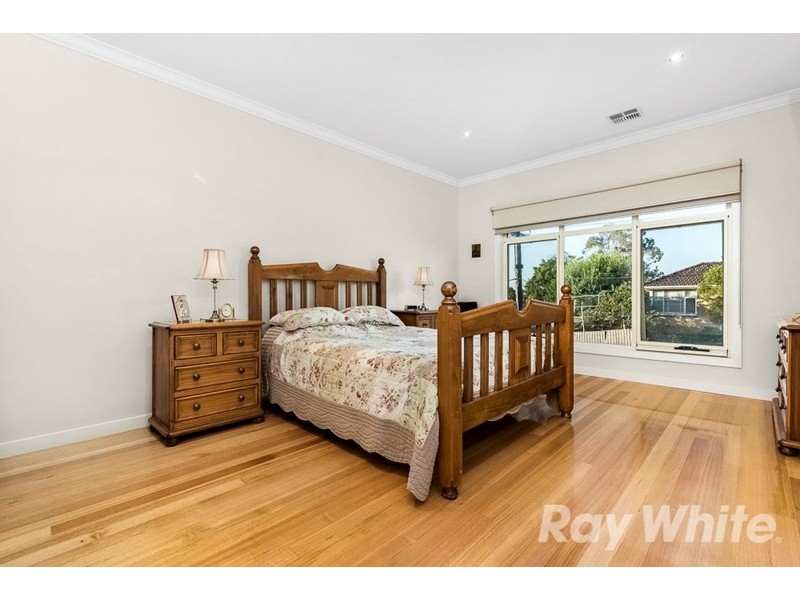 4 Marsham Road, Mount Waverley VIC 3149
