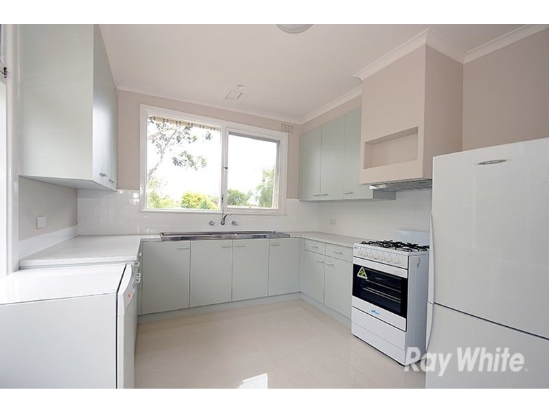 32 Kennedy Street, Glen Waverley VIC 3150