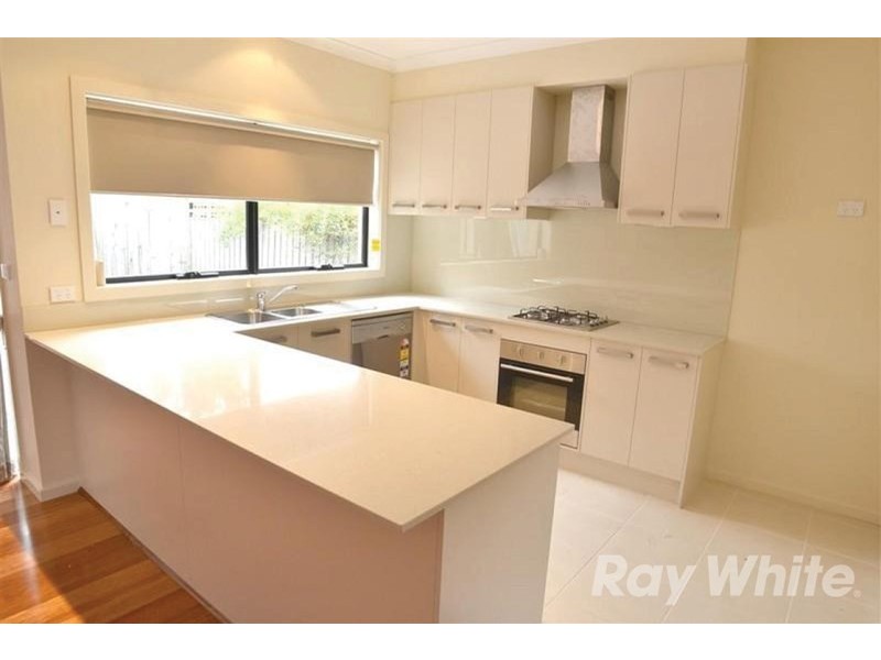 2/5 Cardiff Court, Glen Waverley VIC 3150
