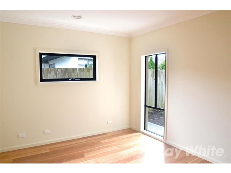 2/5 Cardiff Court, Glen Waverley VIC 3150