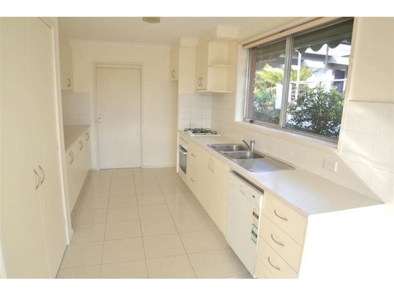 71 Leicester Avenue, Glen Waverley VIC 3150