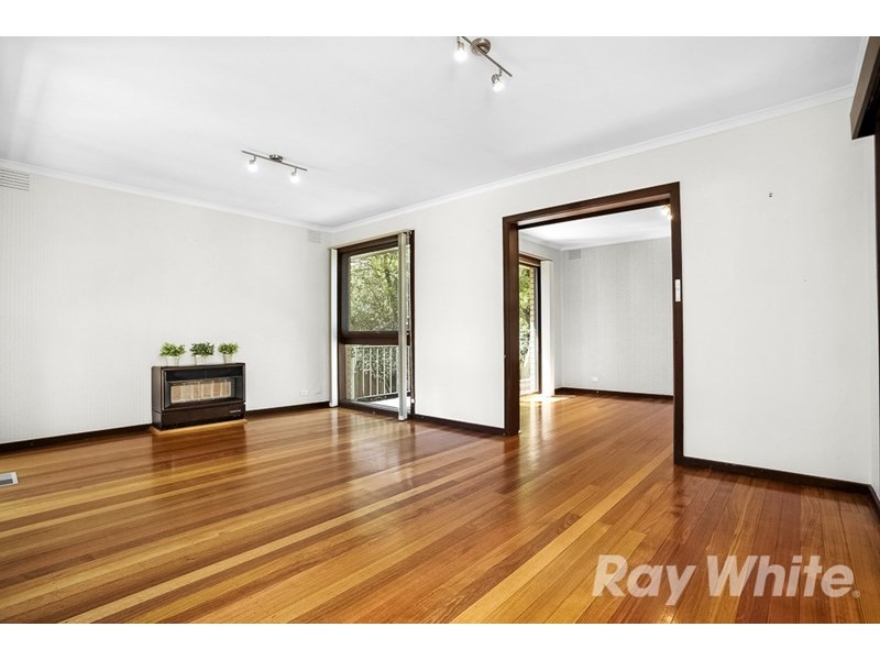 11 Ealing Court, Glen Waverley VIC 3150