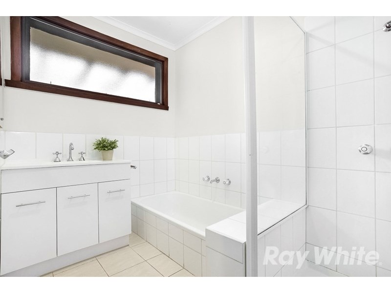 11 Ealing Court, Glen Waverley VIC 3150