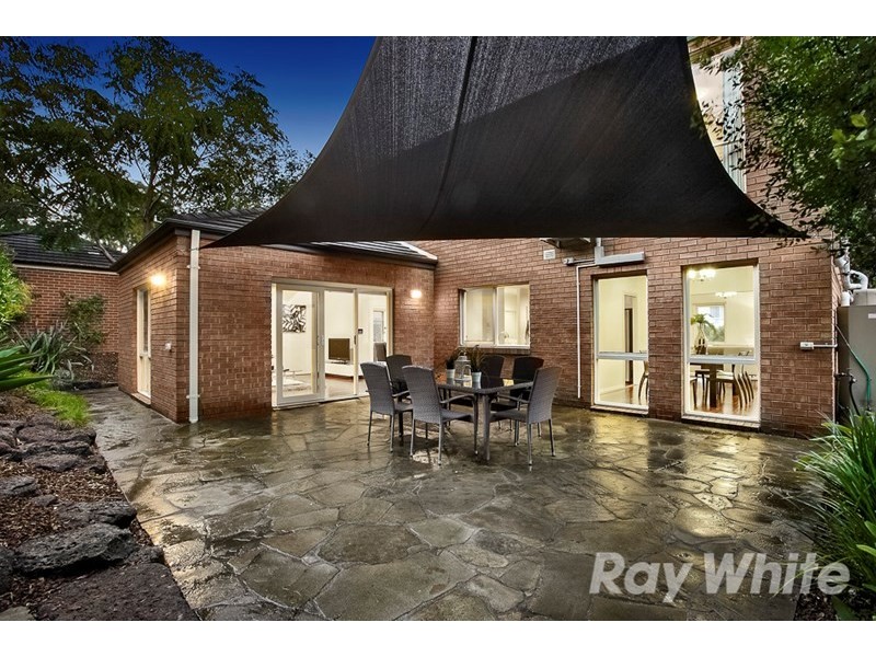 2 Currie Terrace, Glen Waverley VIC 3150