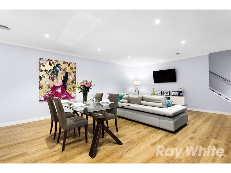 2 Rokeby Place, Mulgrave VIC 3170