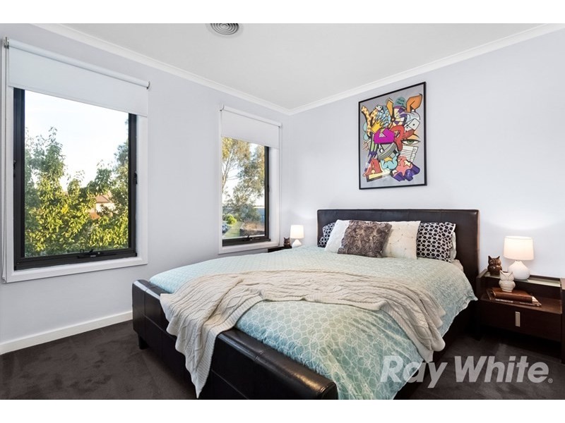 2 Rokeby Place, Mulgrave VIC 3170