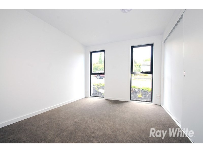 9D Joyce Avenue, Glen Waverley VIC 3150